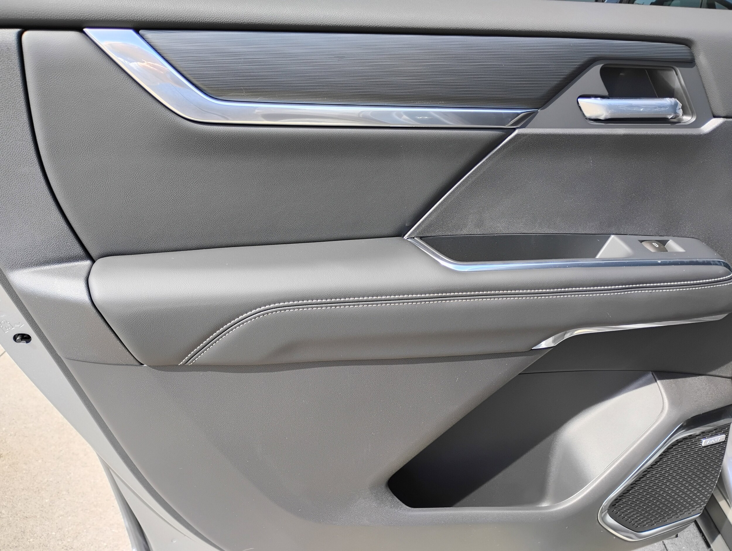 2026 GMC Acadia Elevation - Photo 24