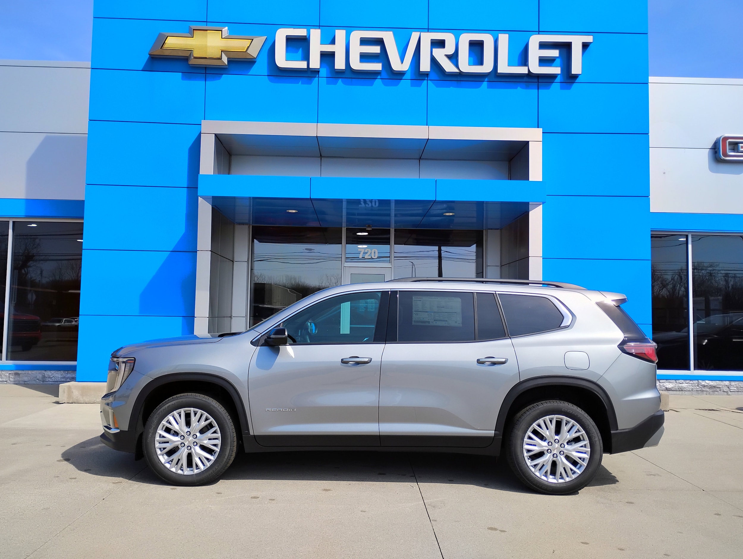 2026 GMC Acadia Elevation - Photo 9
