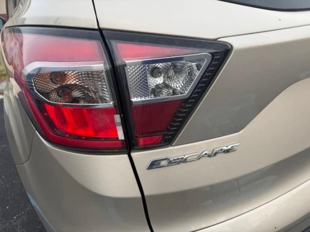 Used 2018 Ford Escape SEL