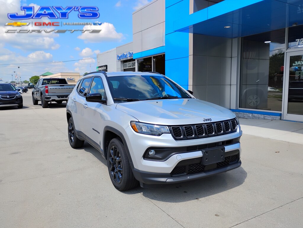 Used 2025 Jeep Compass Latitude