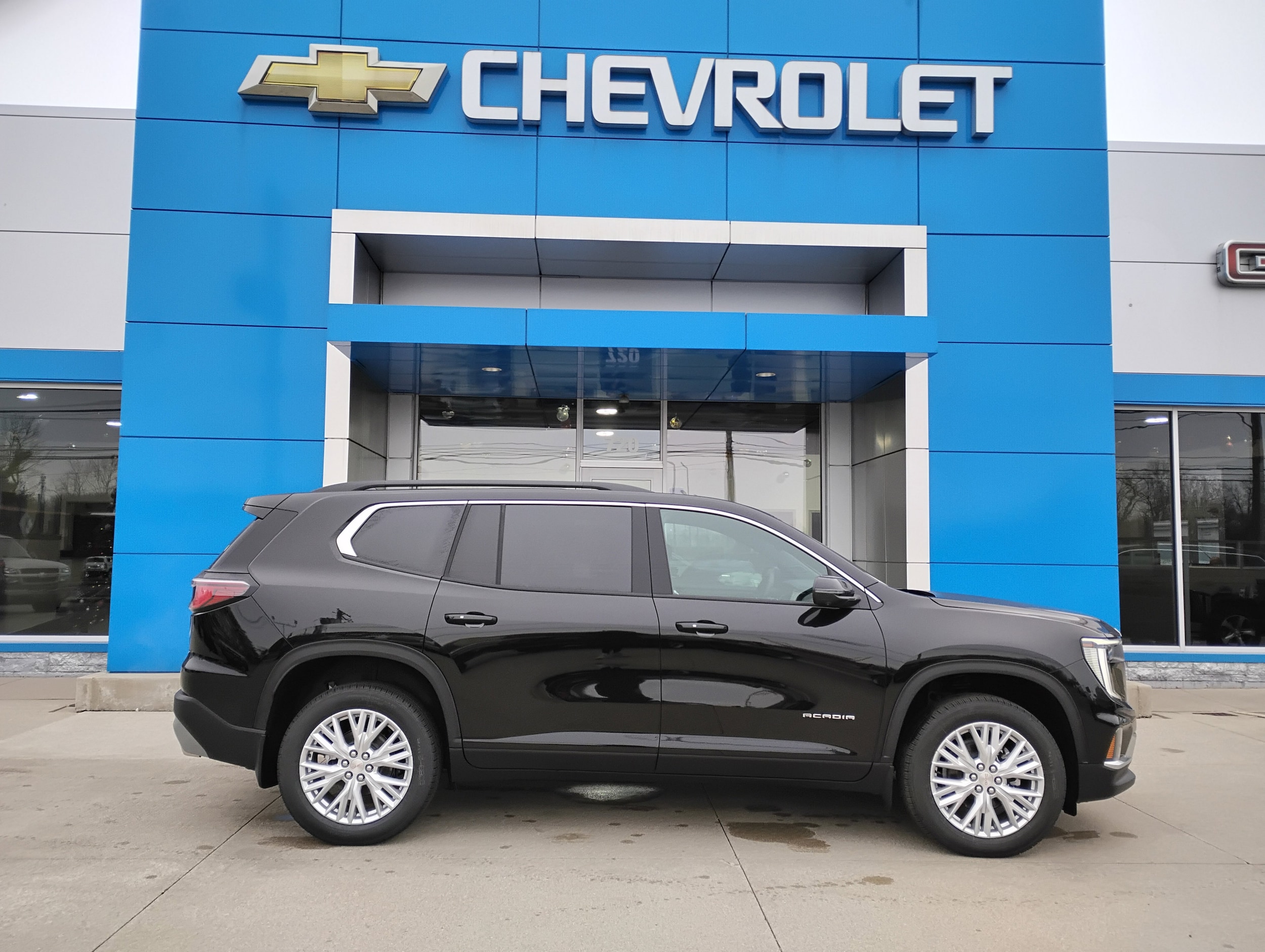 2026 GMC Acadia Elevation - Photo 4