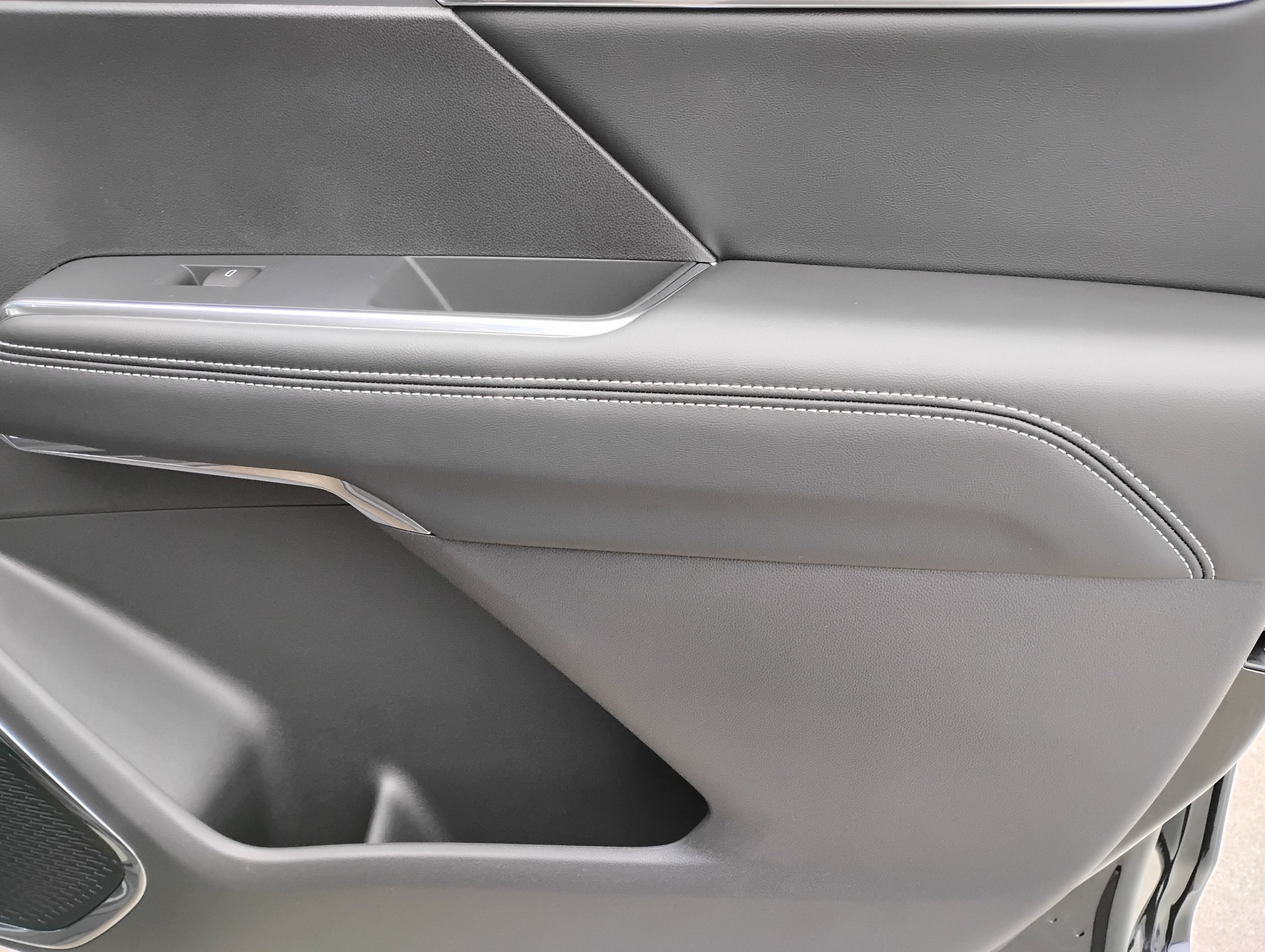2026 GMC Acadia Elevation - Photo 27