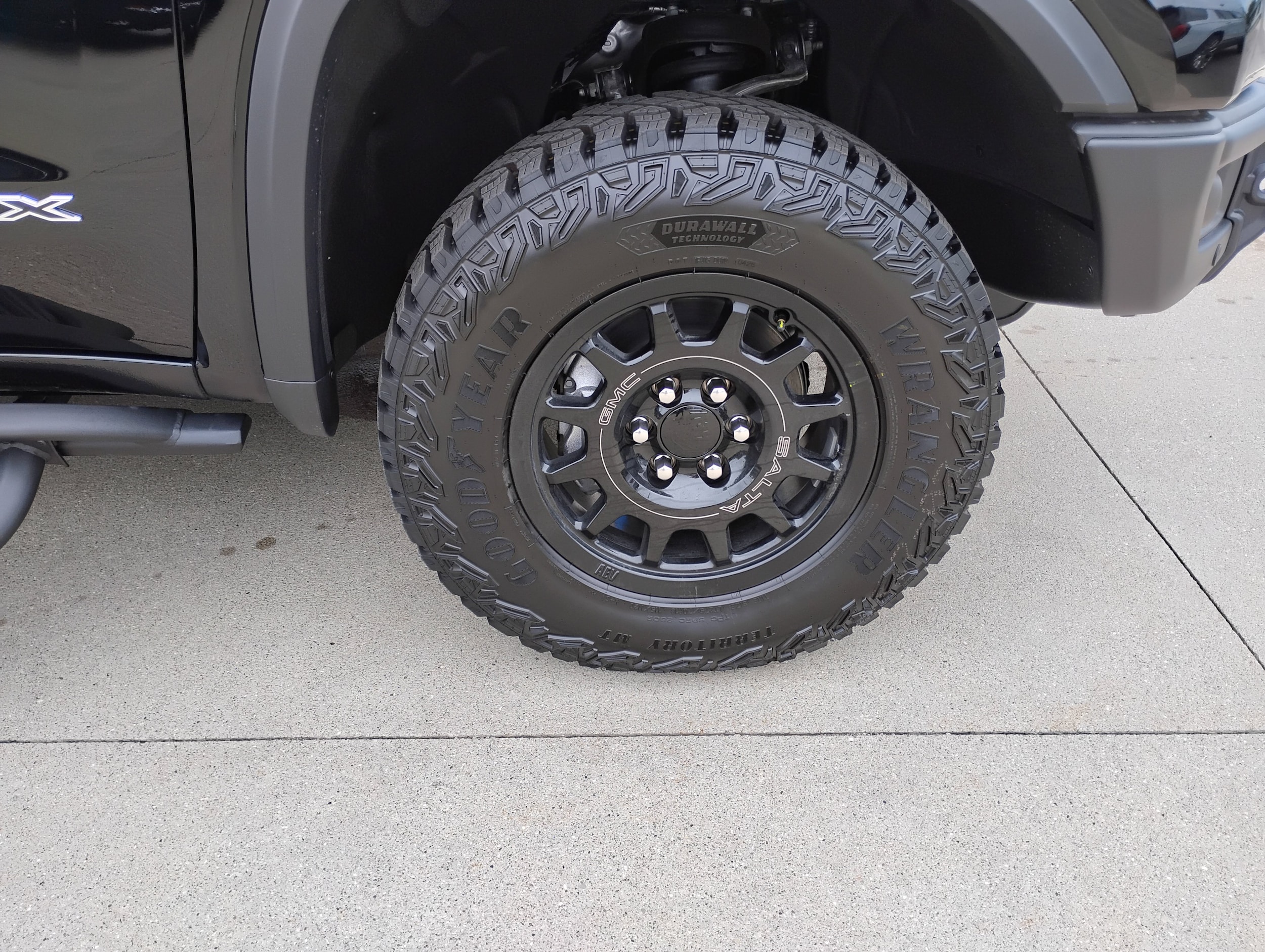 2026 GMC Sierra 1500 AT4X - Photo 34