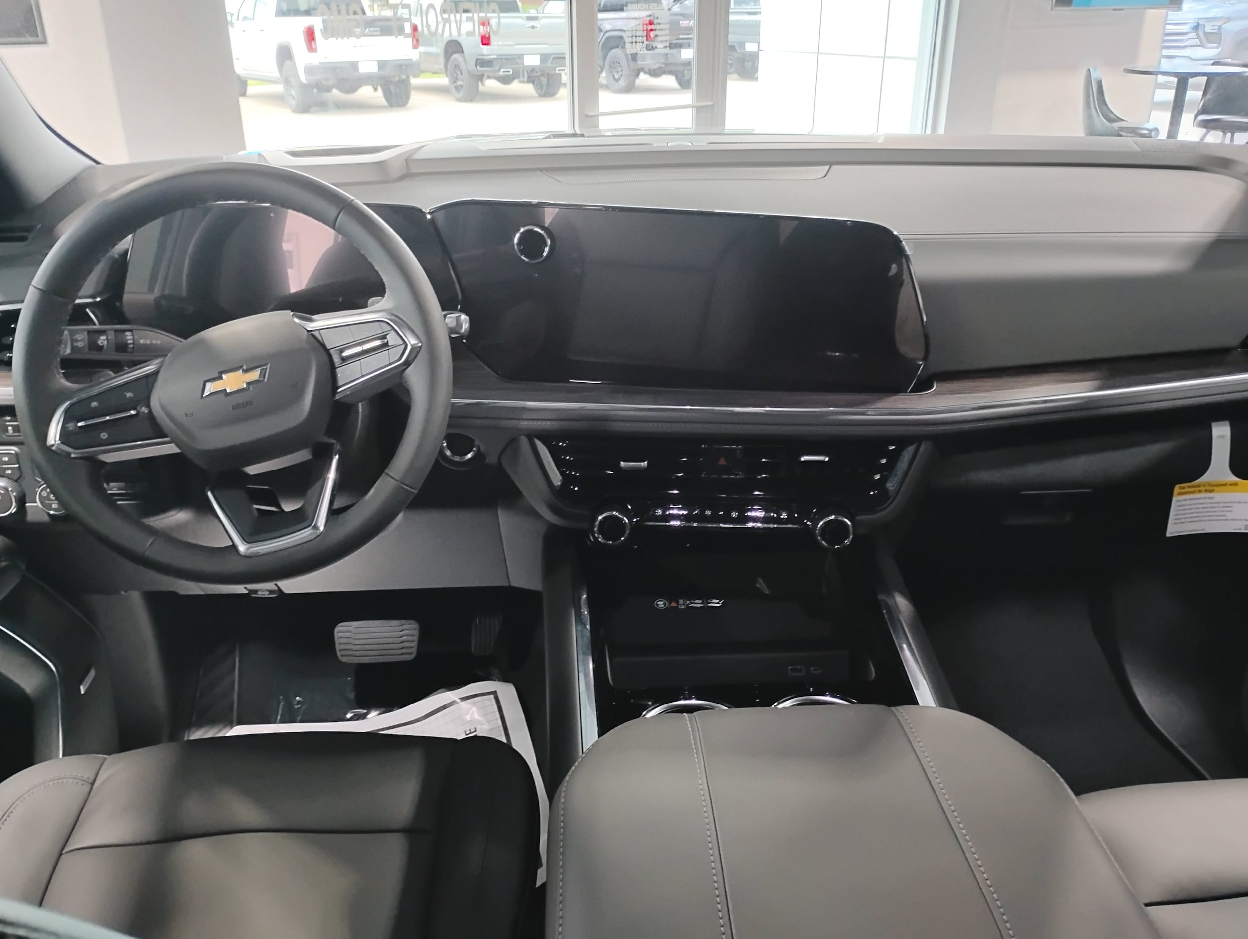 2026 Chevrolet Tahoe LT - Photo 15