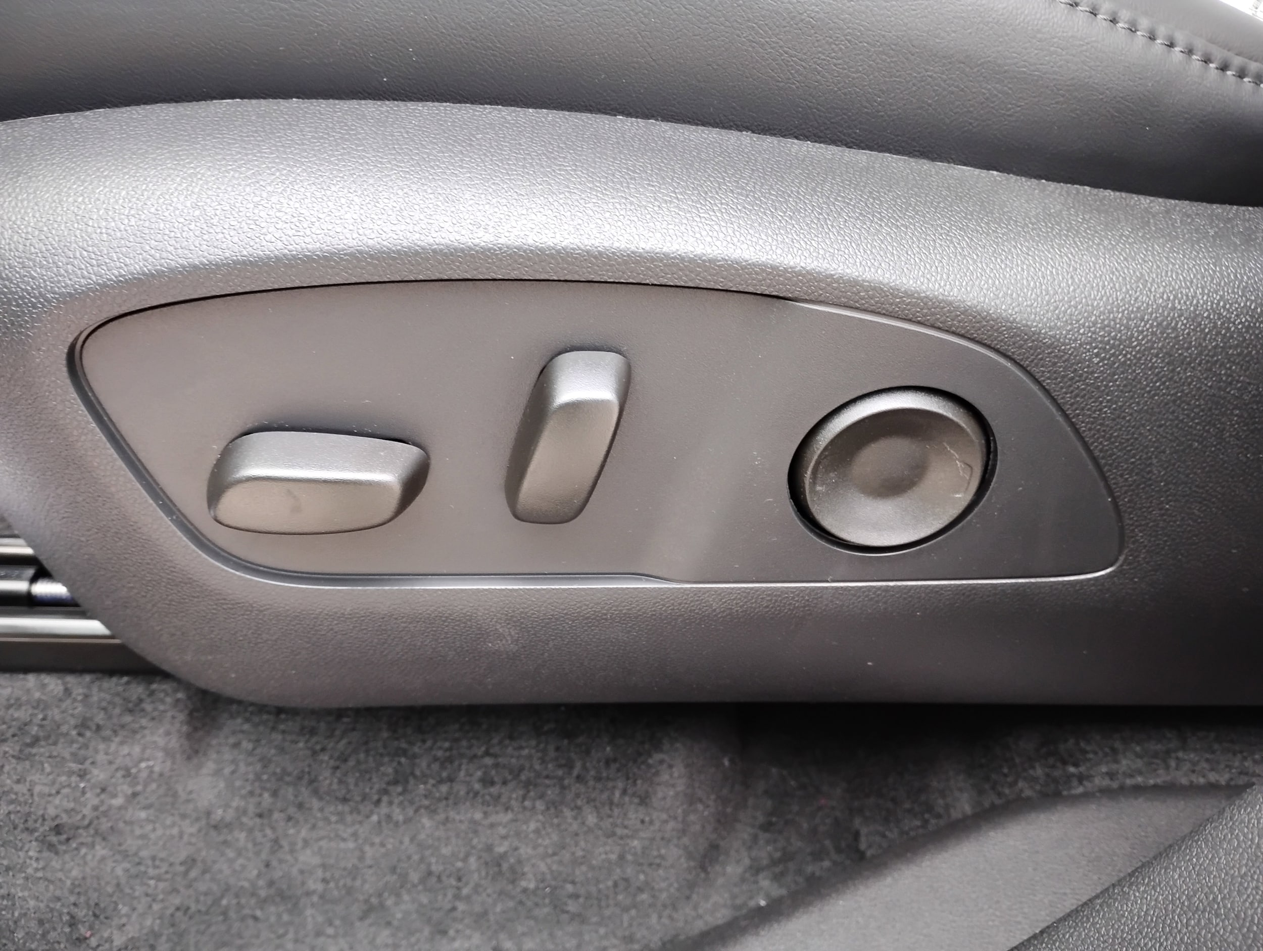 2026 GMC Acadia Elevation - Photo 21