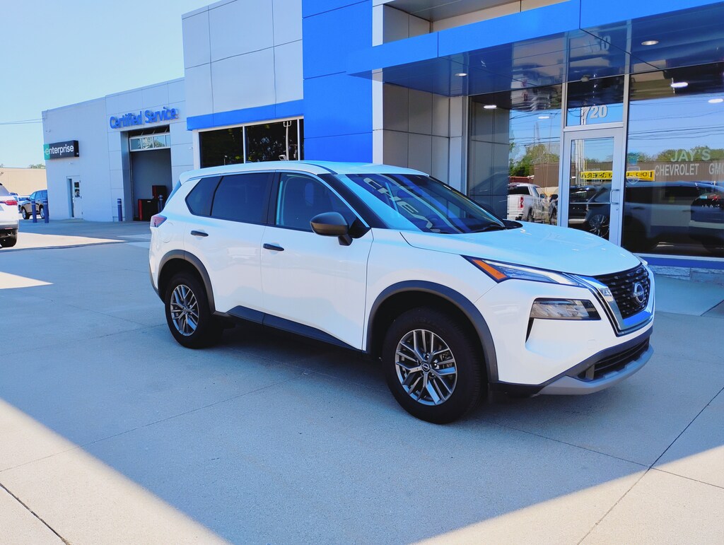 Used 2023 Nissan Rogue S