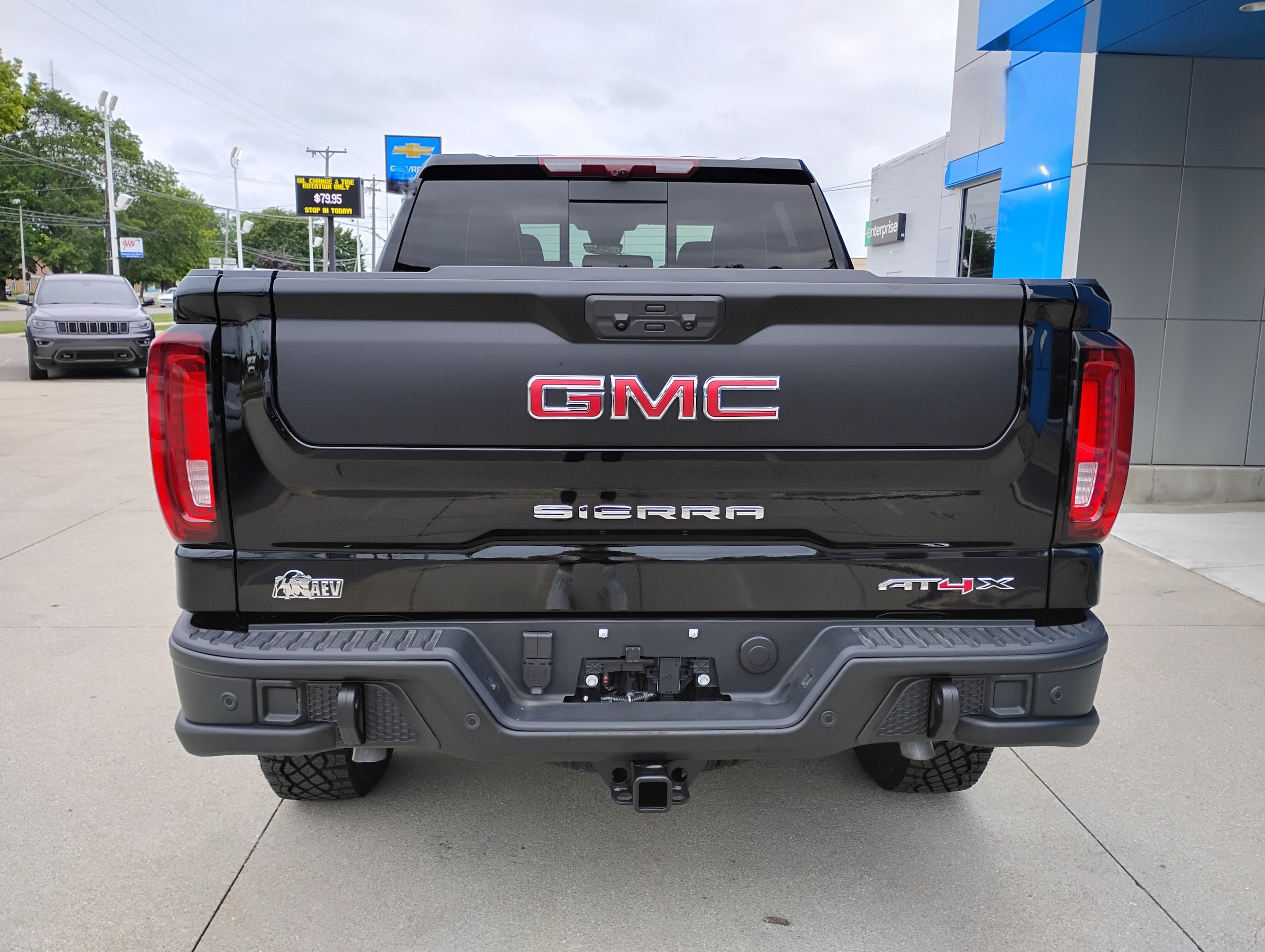 2026 GMC Sierra 1500 AT4X - Photo 8