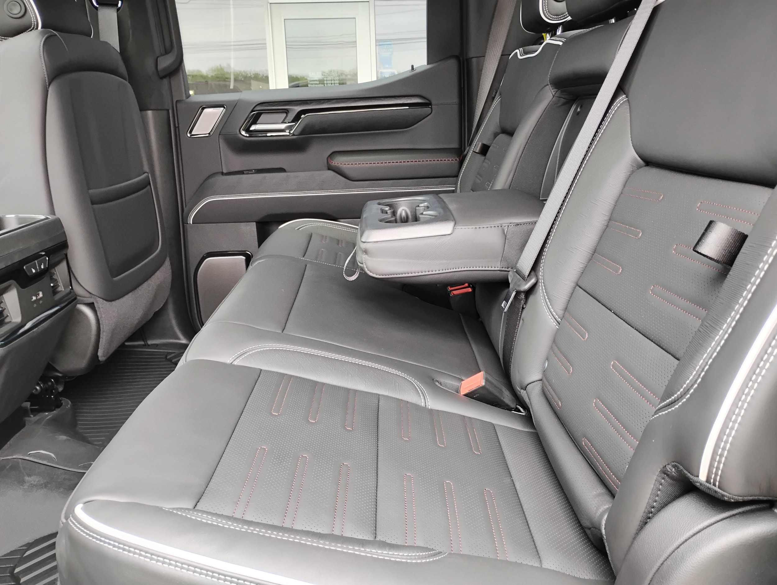 2026 GMC Sierra 1500 AT4X - Photo 27
