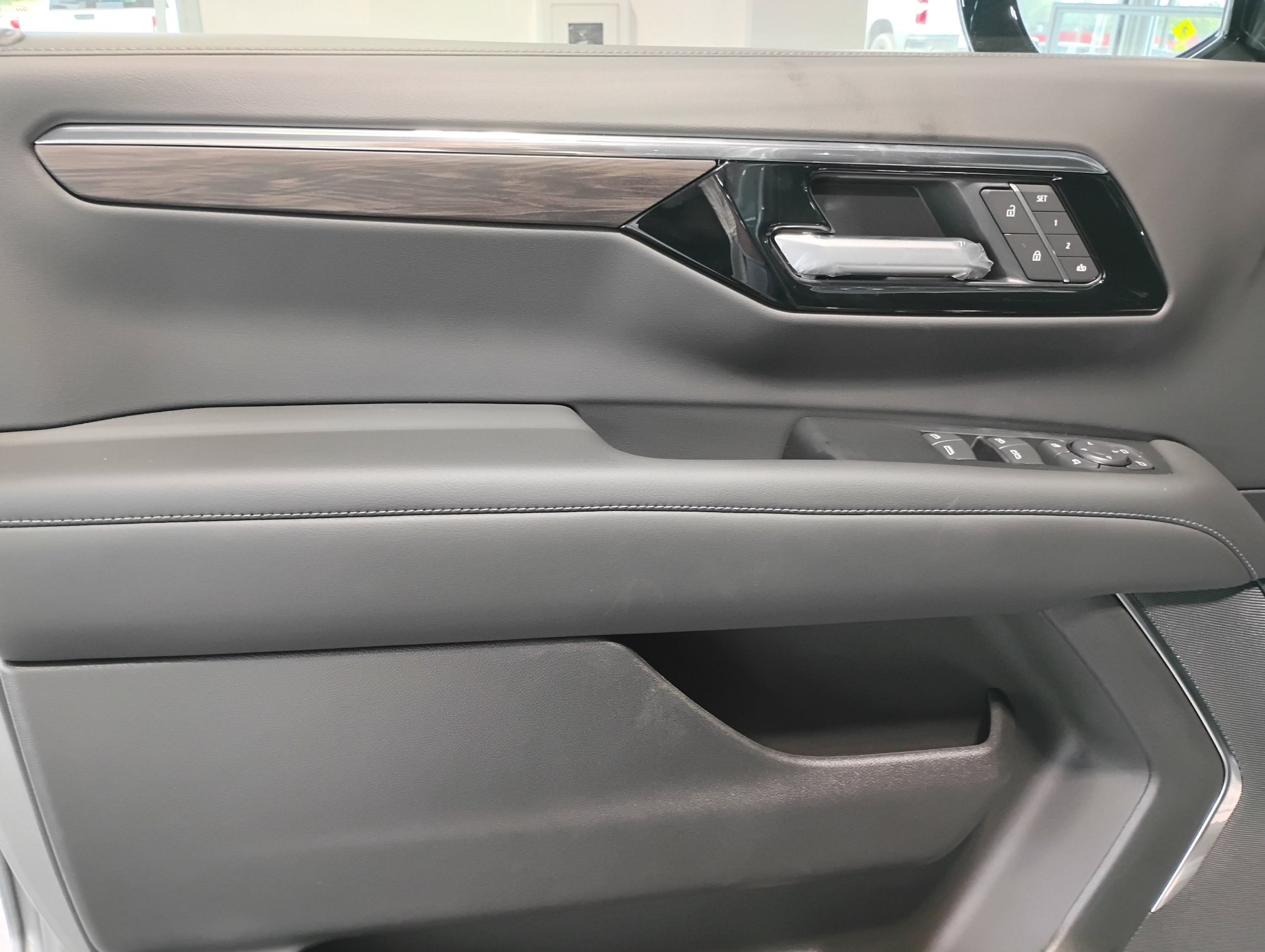 2026 Chevrolet Tahoe LT - Photo 23