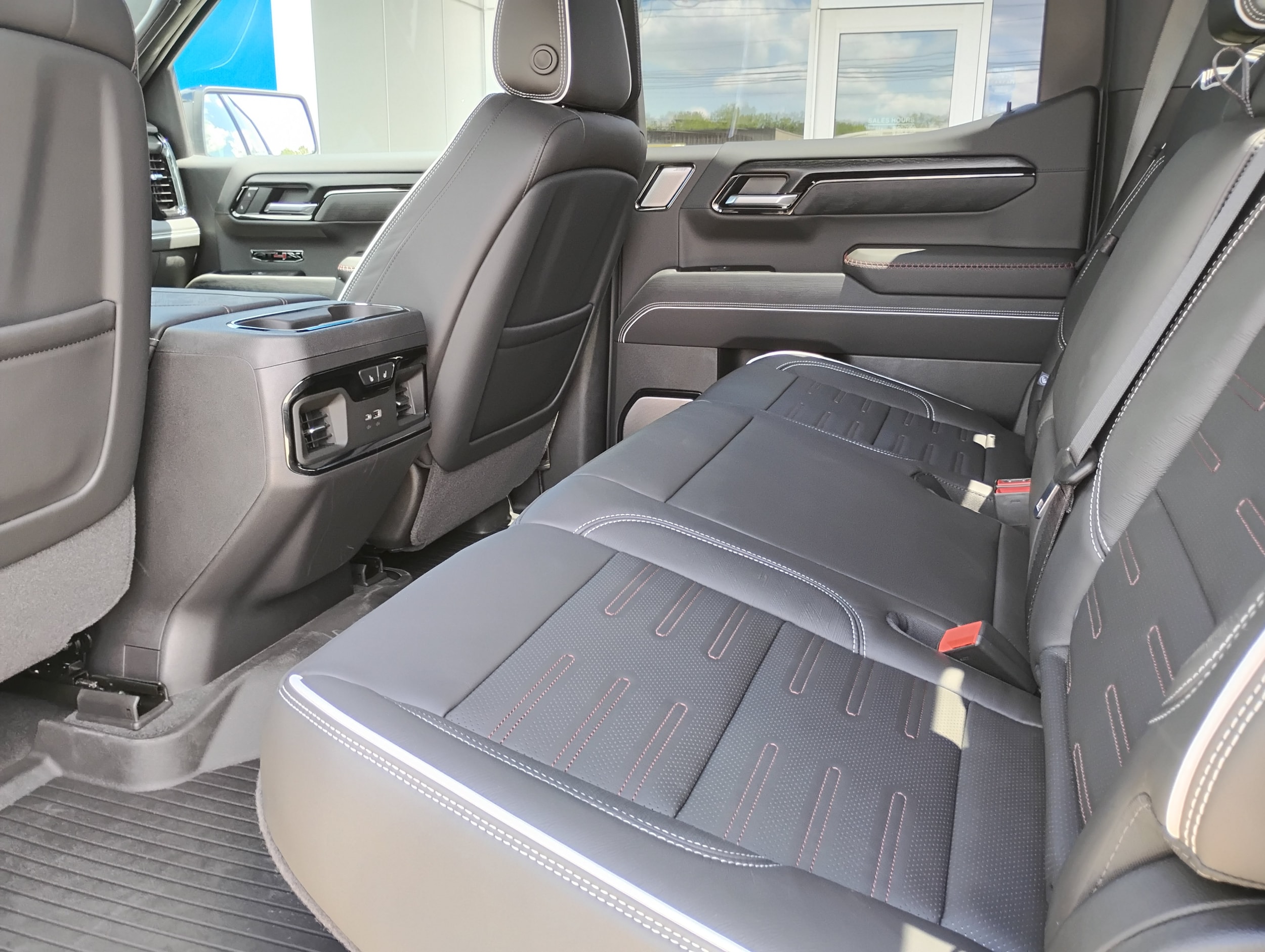 2026 GMC Sierra 1500 AT4X - Photo 26