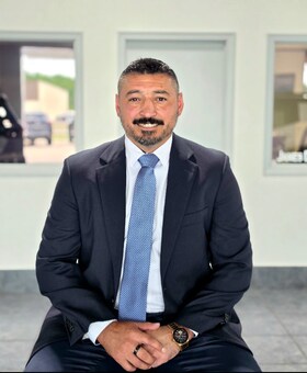 Staff member MARTIN ESTRADA from ID_96ef3f