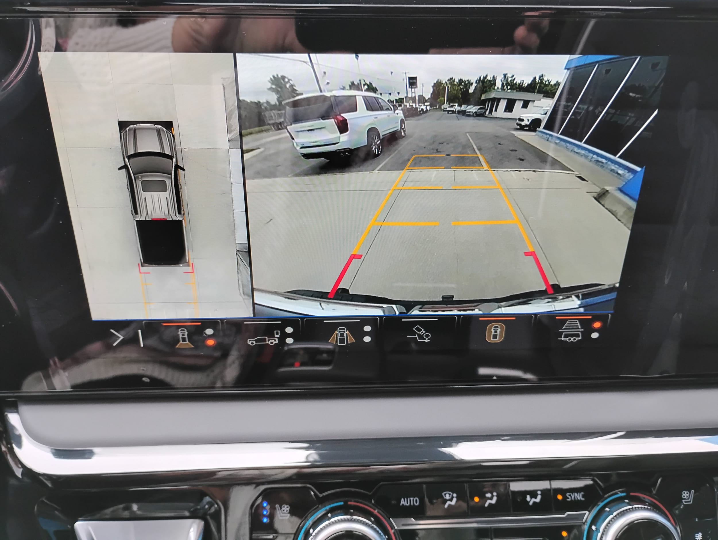 2026 GMC Sierra 1500 AT4X - Photo 17