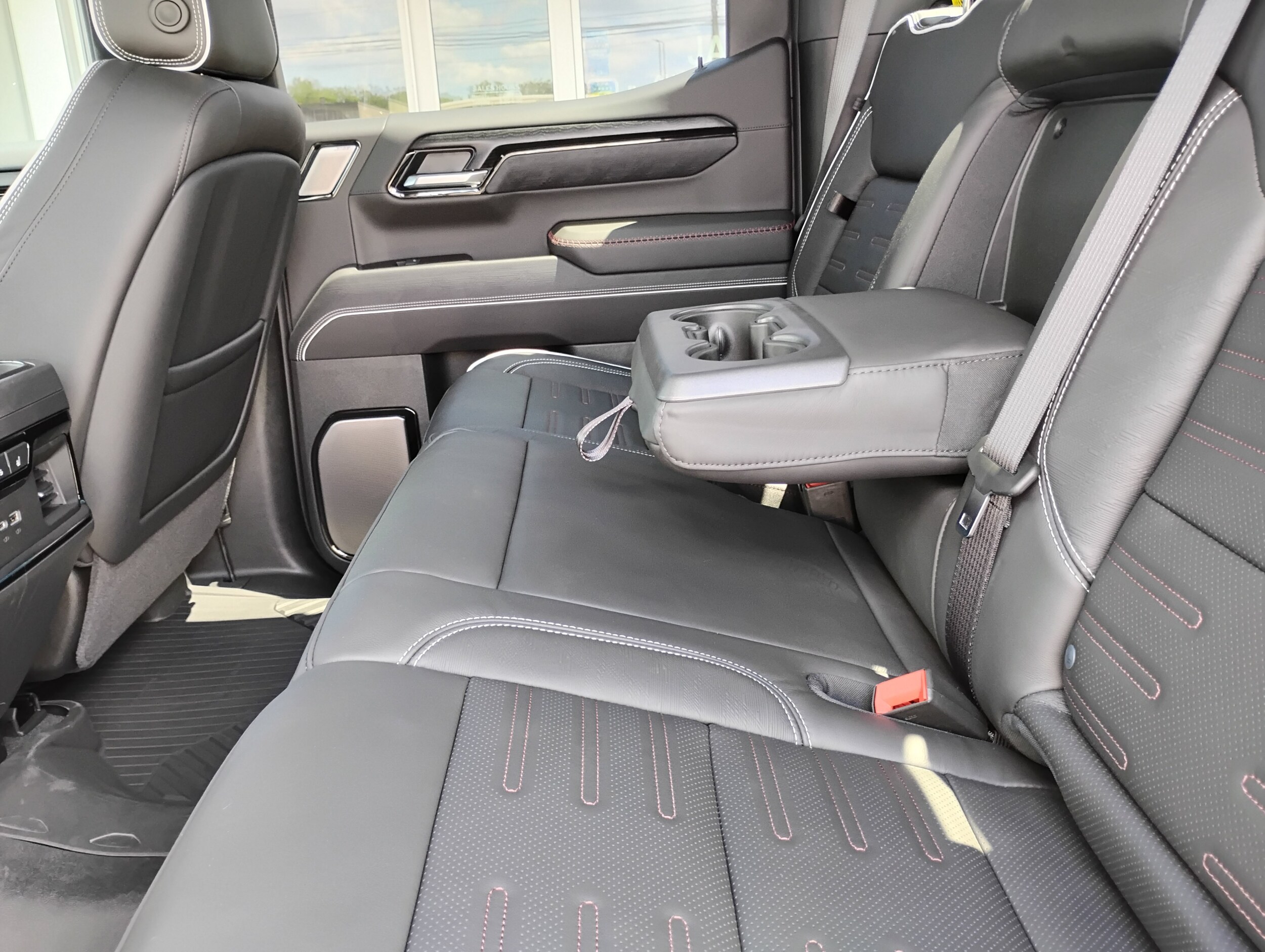 2026 GMC Sierra 1500 AT4X - Photo 27