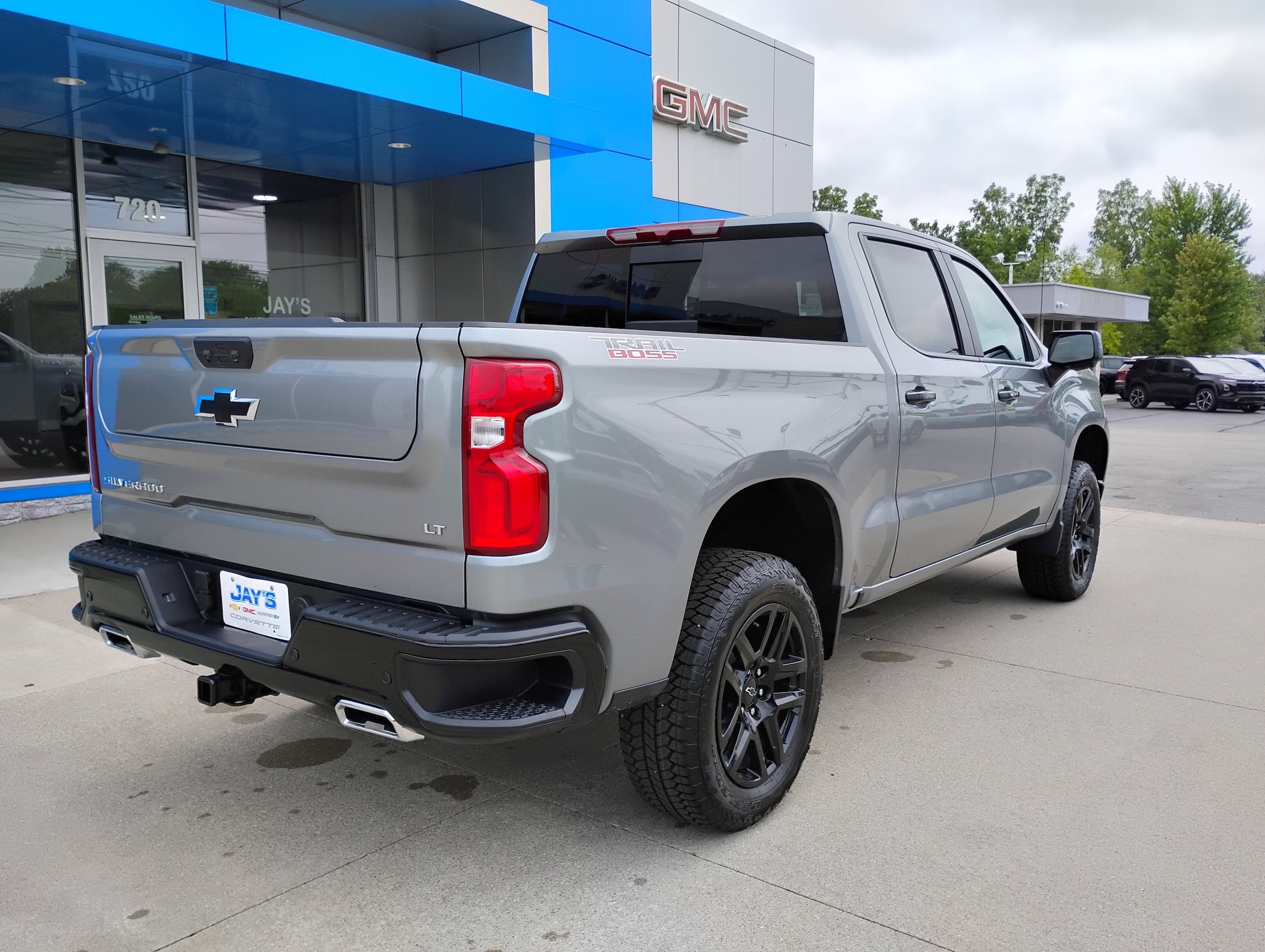 2026 Chevrolet Silverado 1500 LT Trail Boss - Photo 7