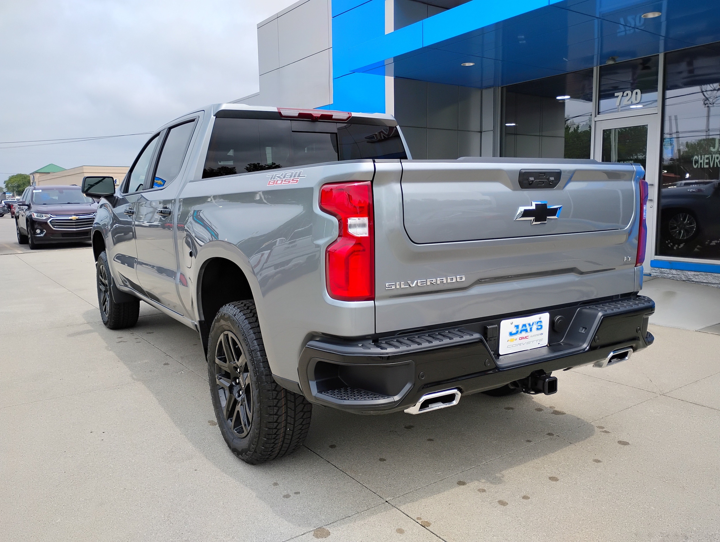 2026 Chevrolet Silverado 1500 LT Trail Boss - Photo 9