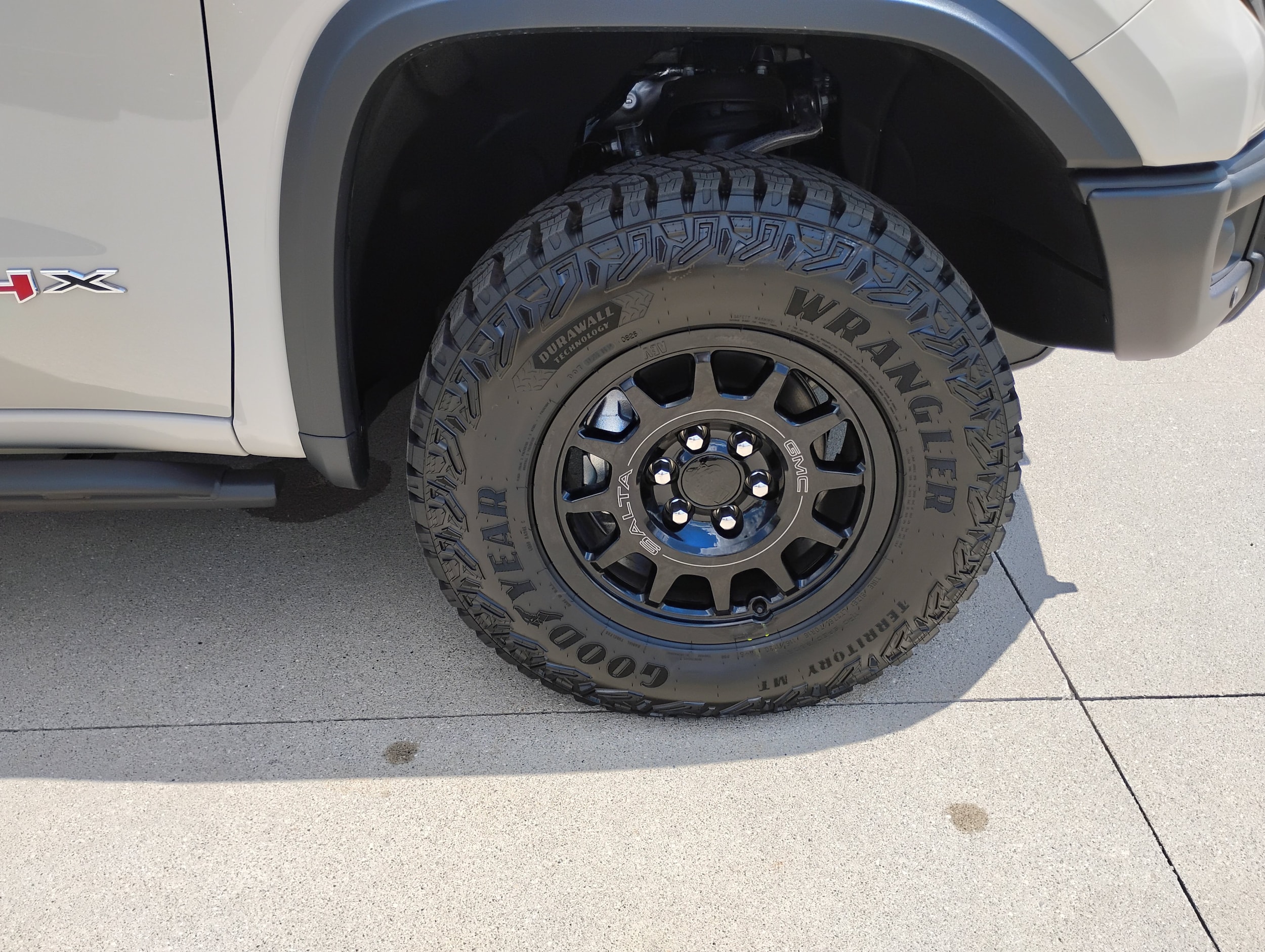 2026 GMC Sierra 1500 AT4X - Photo 34
