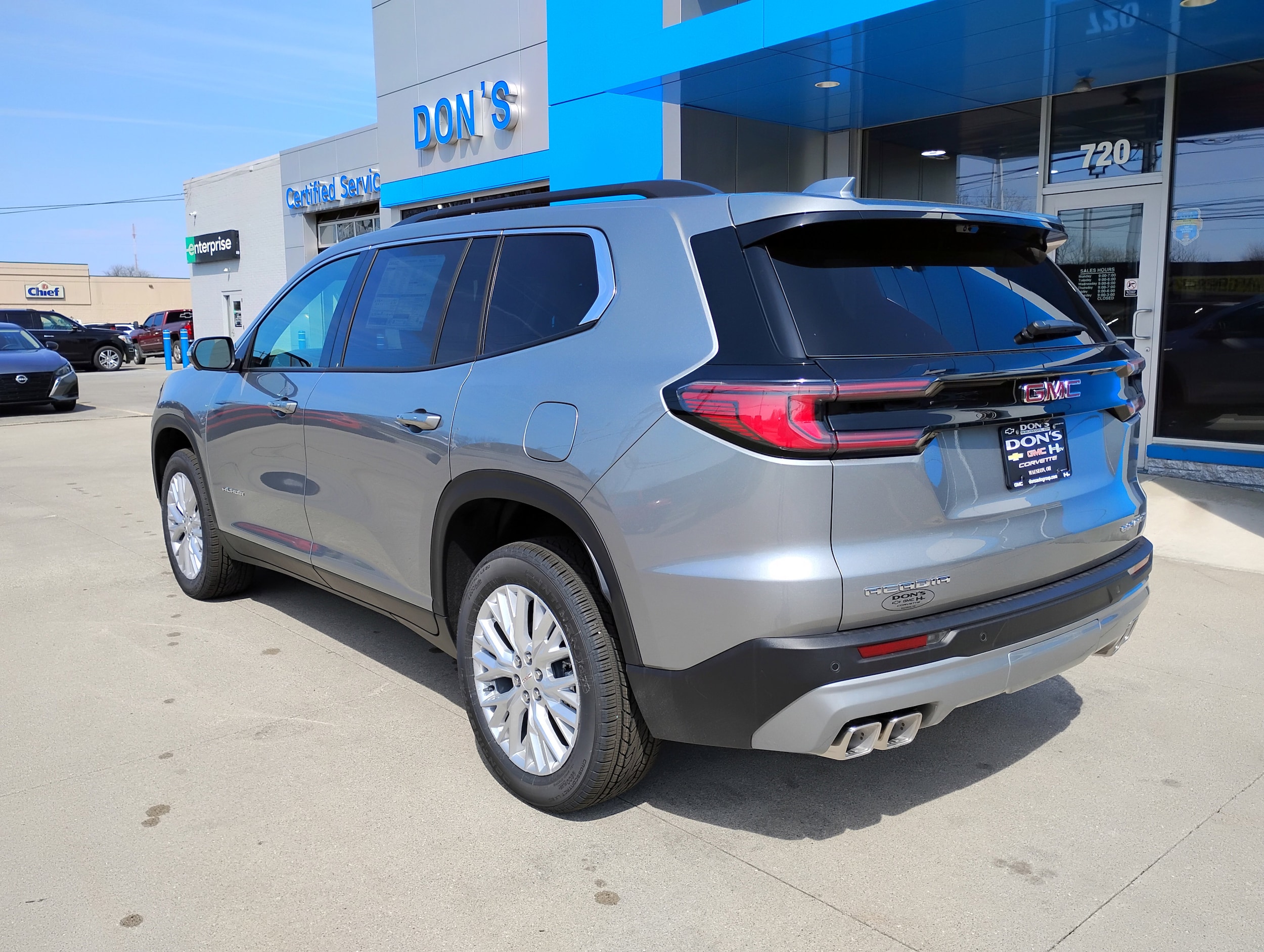 2026 GMC Acadia Elevation - Photo 7