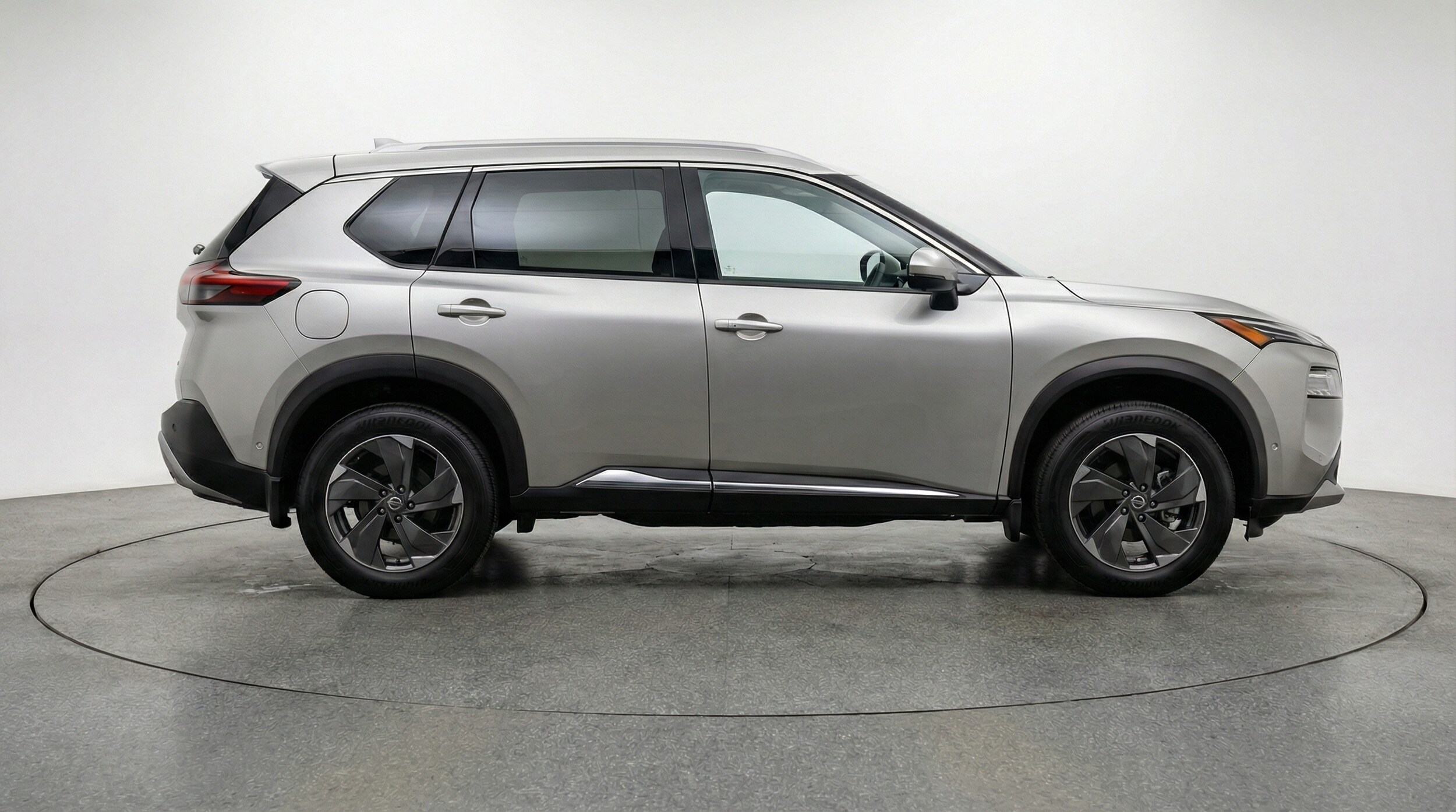 Thumbnail: 2025 Nissan Rogue - 8