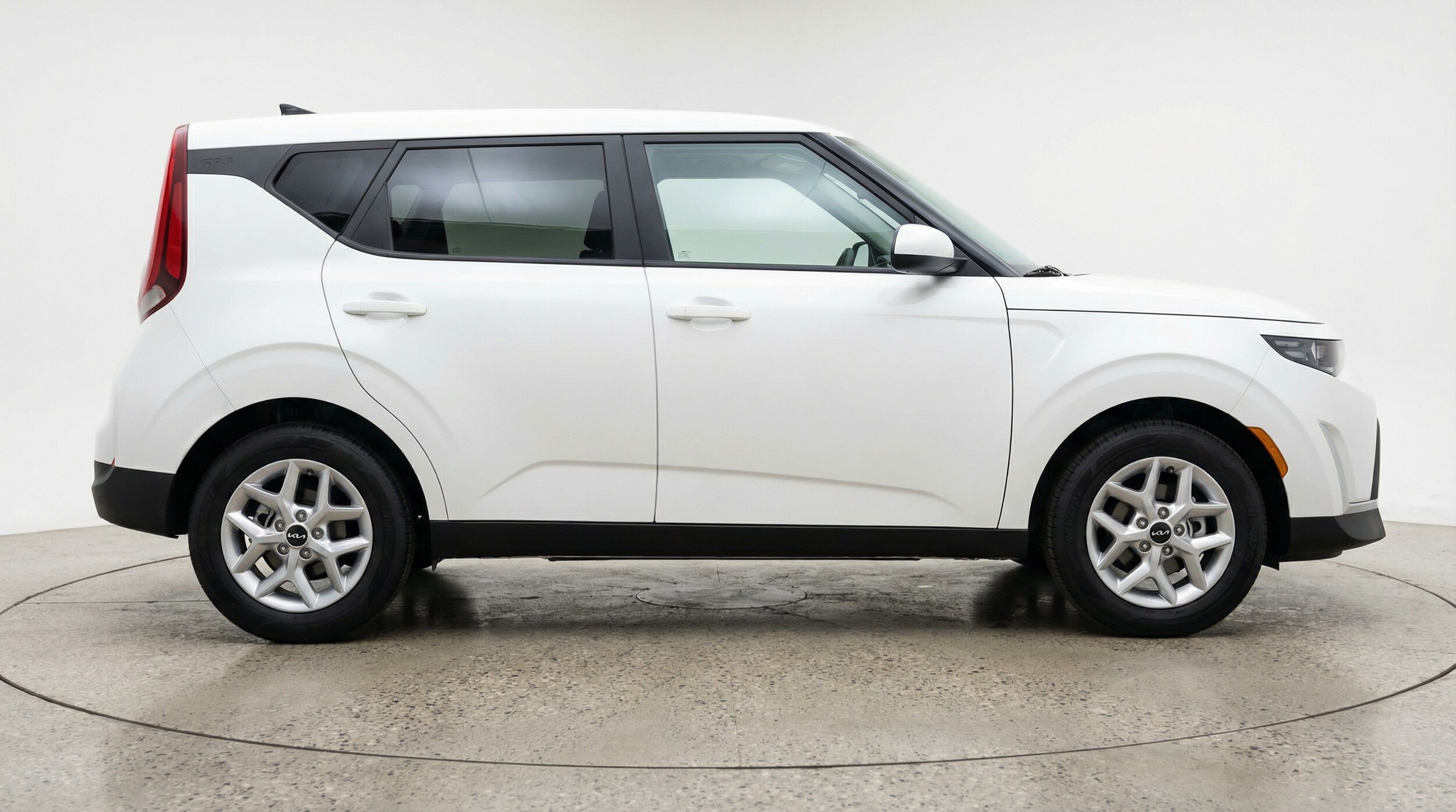 Thumbnail: 2025 Kia Soul - 8