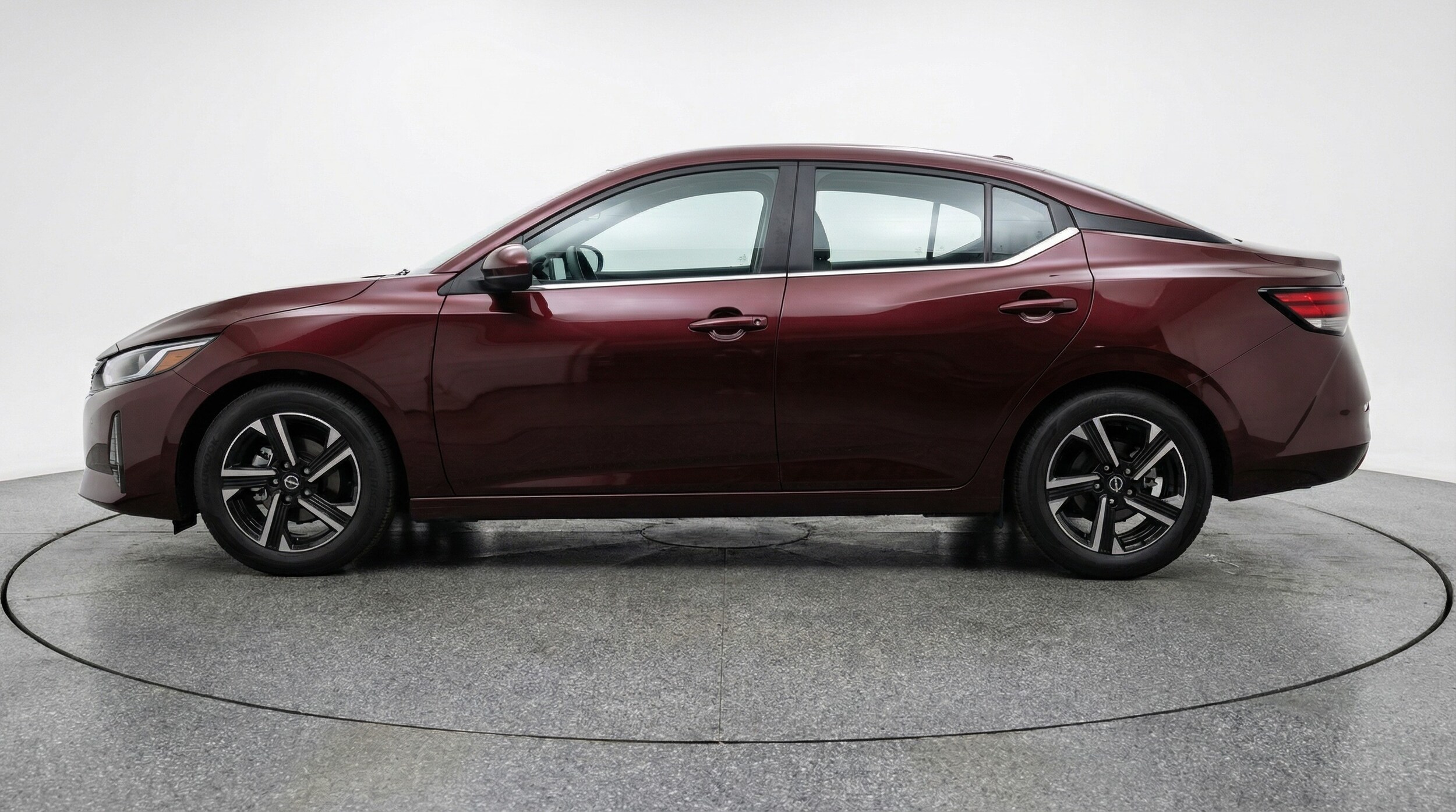 Thumbnail: 2025 Nissan Sentra - 4