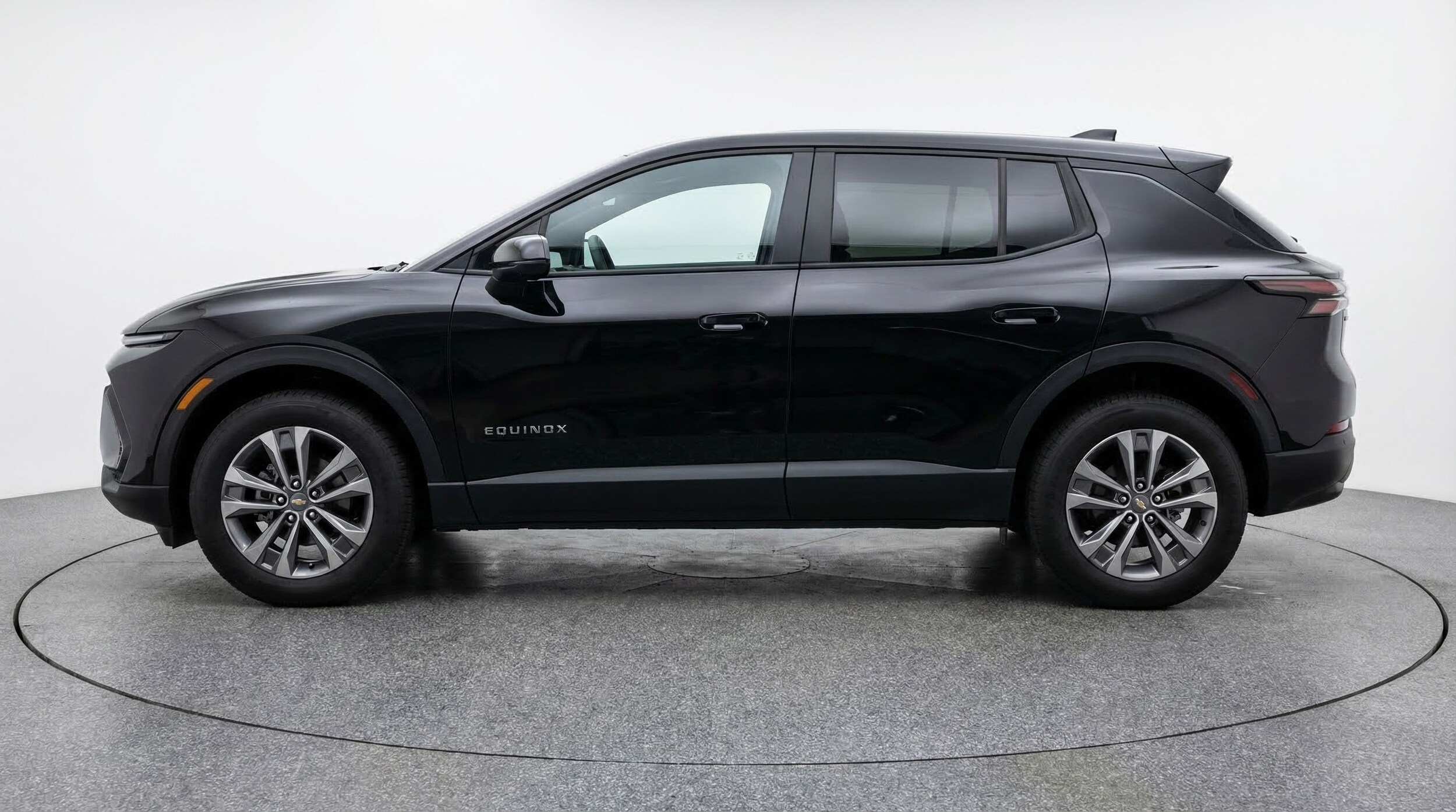 Thumbnail: 2025 Chevrolet Equinox - 4