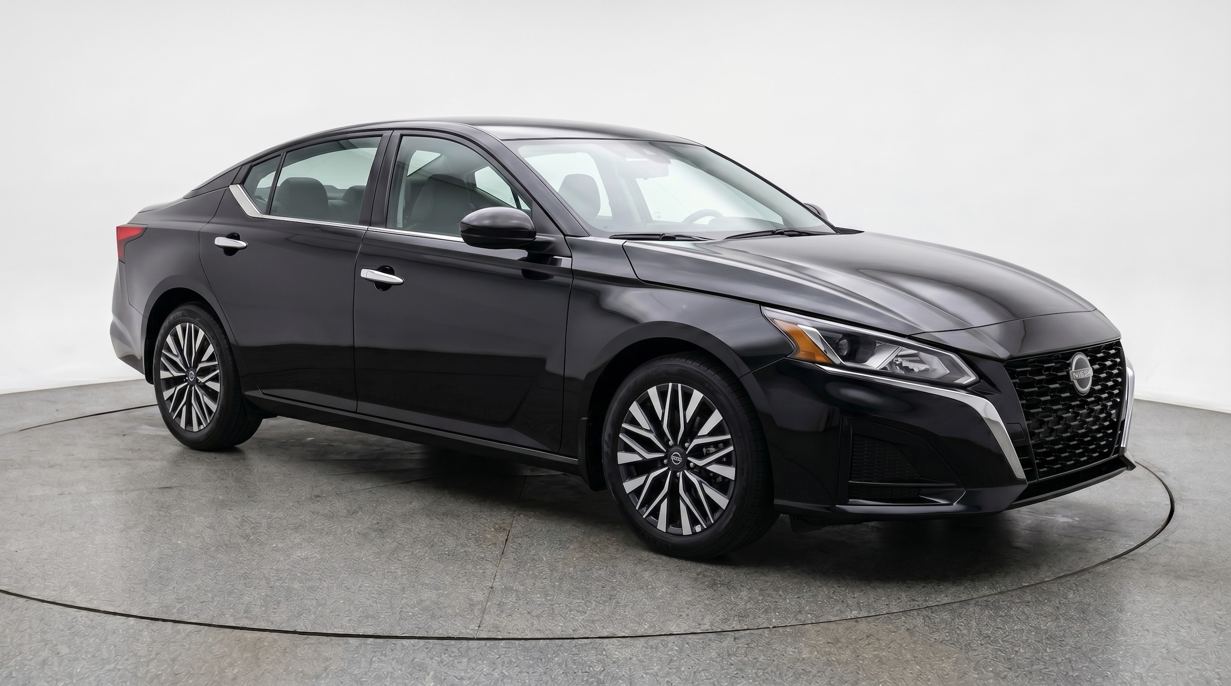 Thumbnail: 2026 Nissan Altima - 1
