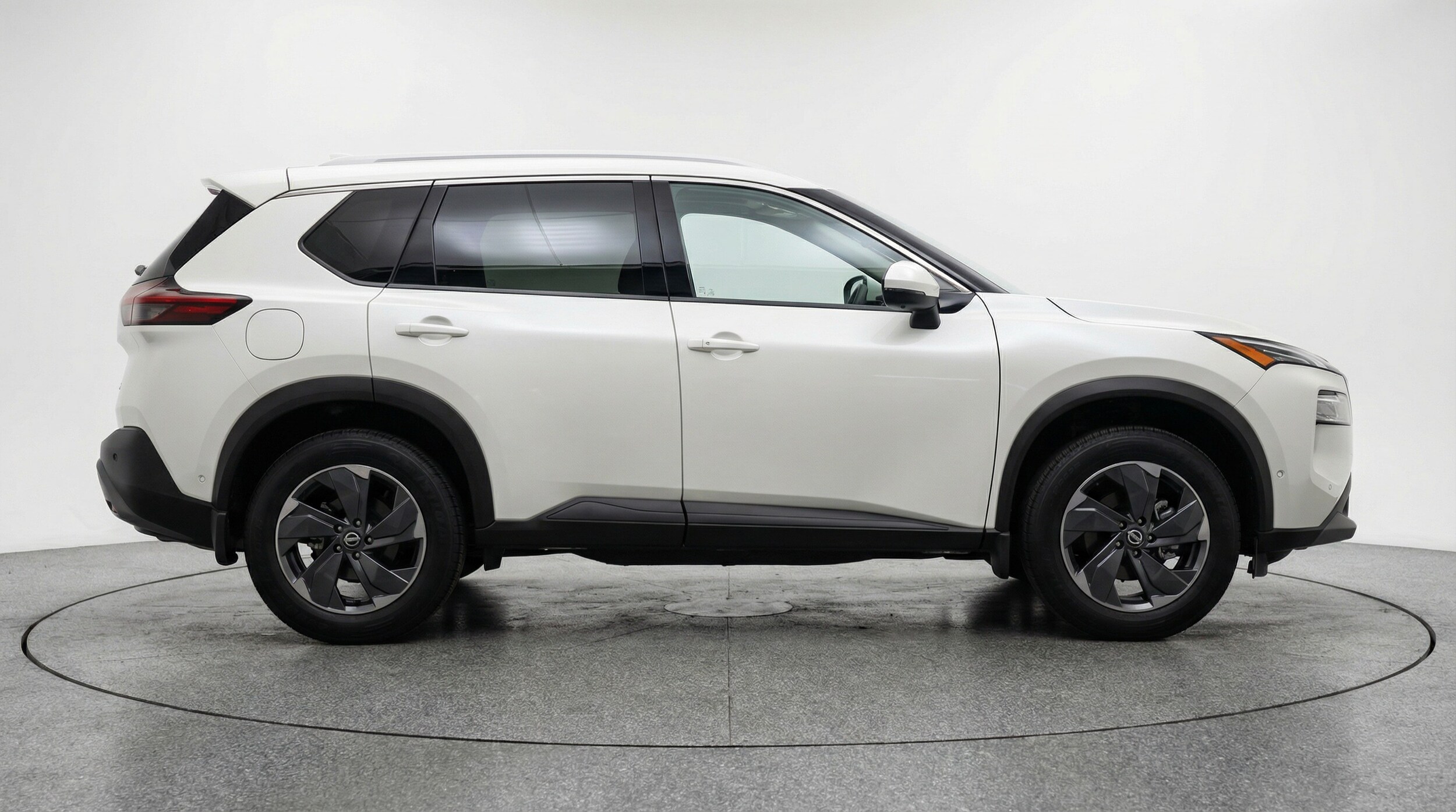 Thumbnail: 2025 Nissan Rogue - 8