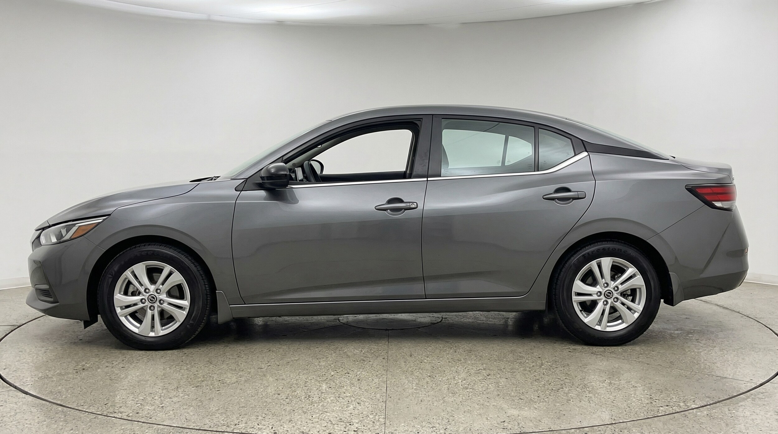 Thumbnail: 2025 Nissan Sentra - 4
