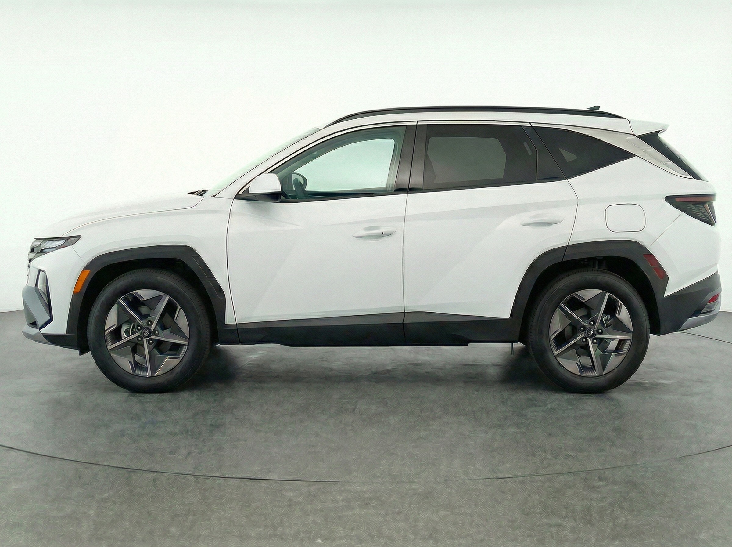 Thumbnail: 2025 Hyundai Tucson - 4