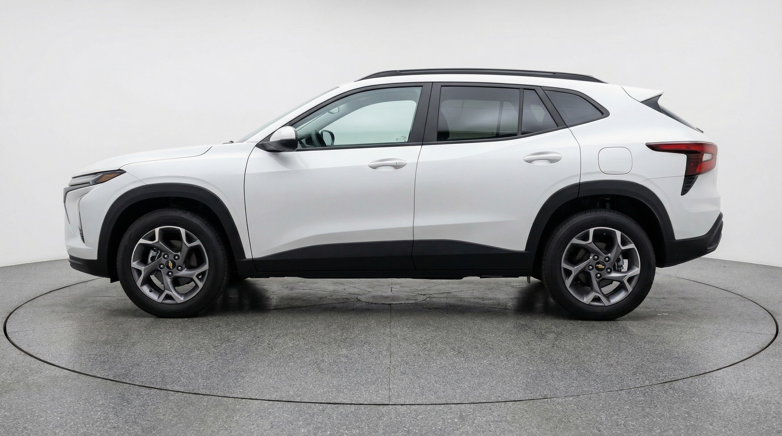 Thumbnail: 2025 Chevrolet Trax - 4