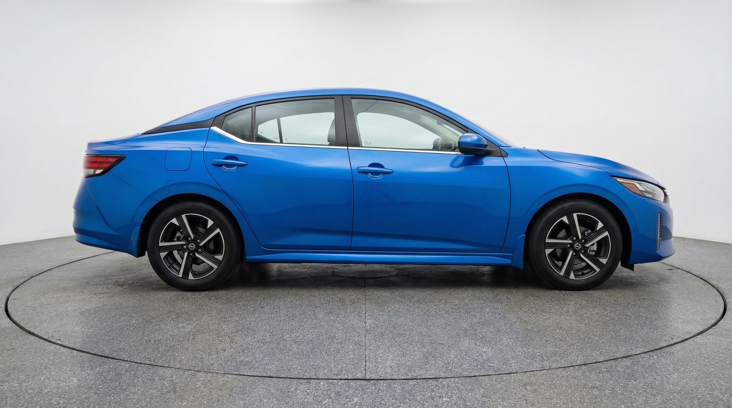 Thumbnail: 2025 Nissan Sentra - 8