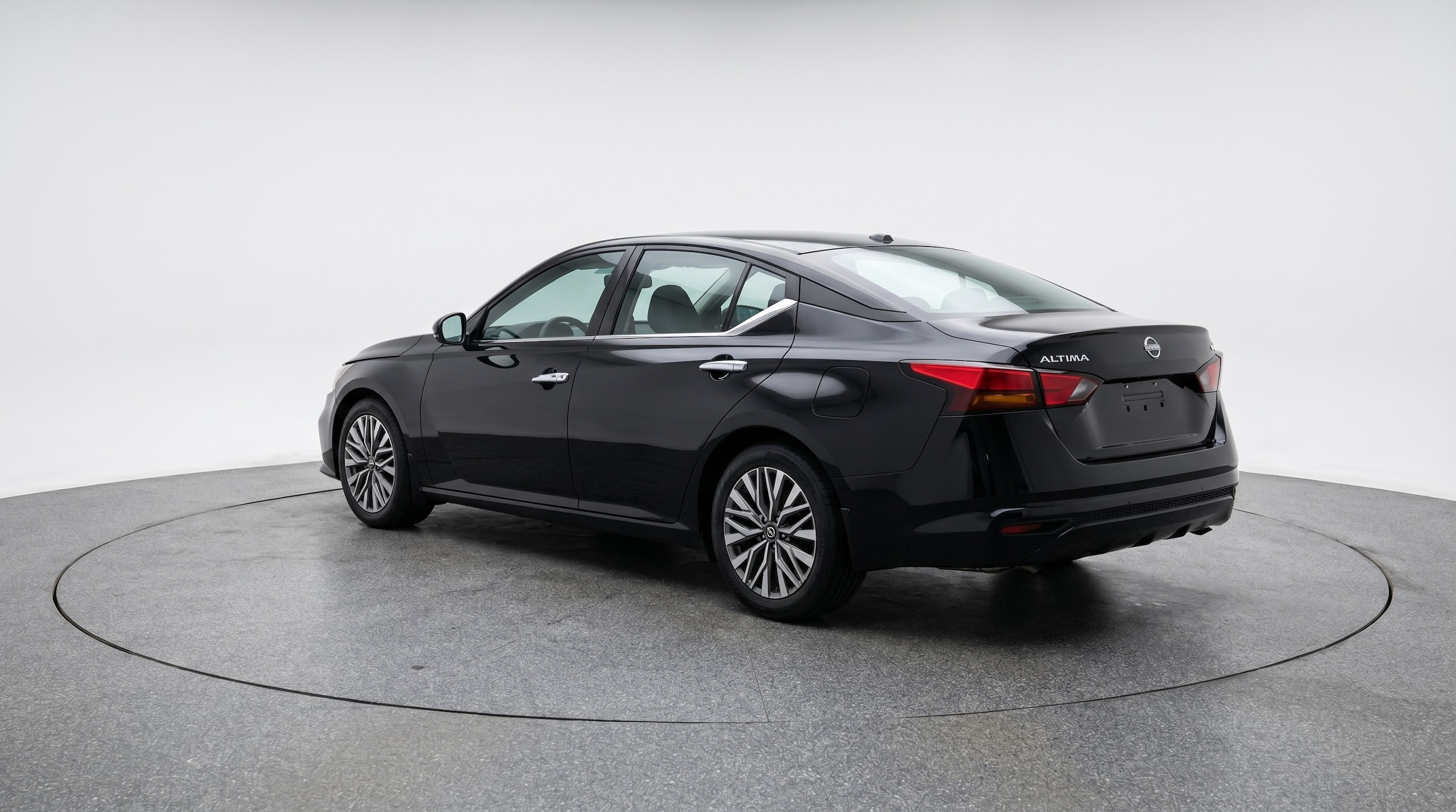 Thumbnail: 2026 Nissan Altima - 5