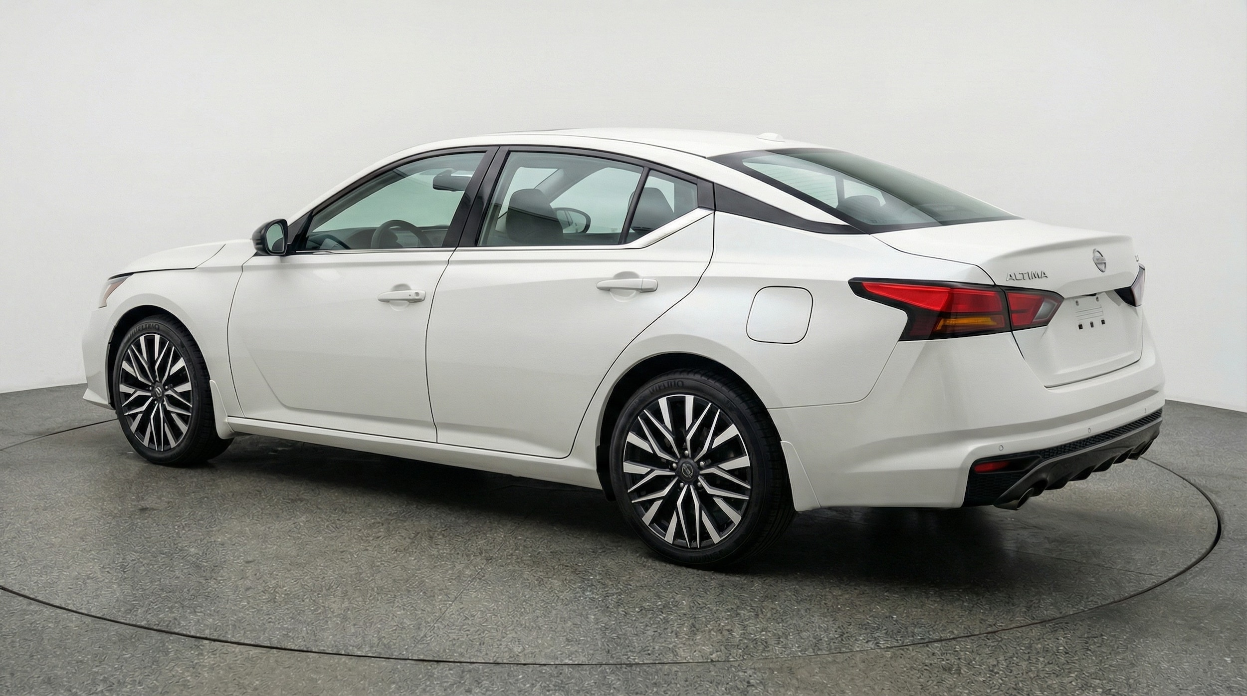 Thumbnail: 2025 Nissan Altima - 5