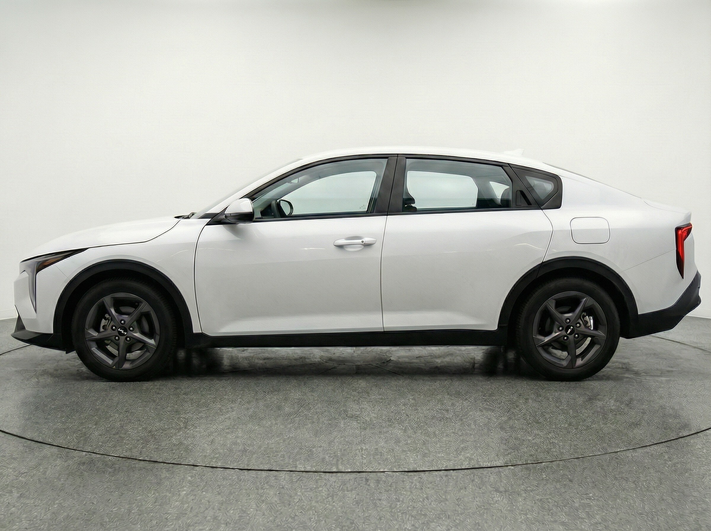 Thumbnail: 2025 Kia K4 - 4