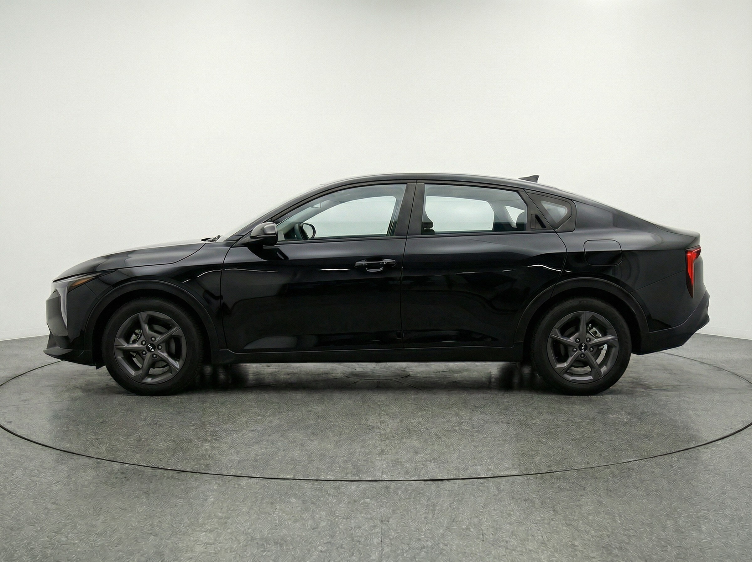 Thumbnail: 2025 Kia K4 - 4