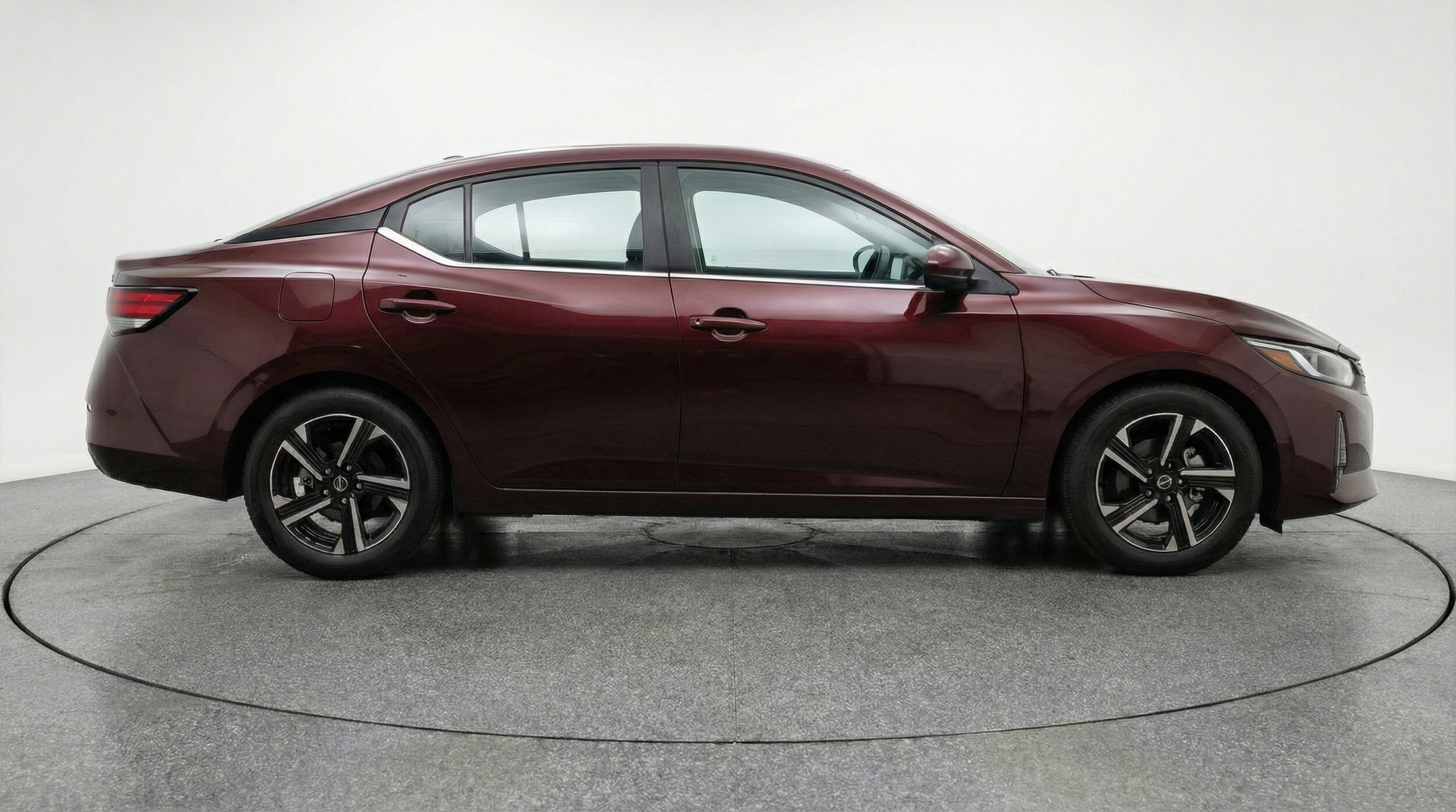 Thumbnail: 2025 Nissan Sentra - 8