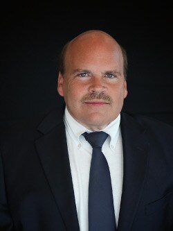 Don Dickinson