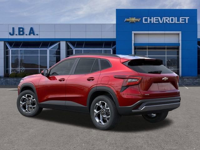 2026 Chevrolet Trax LT photo 2