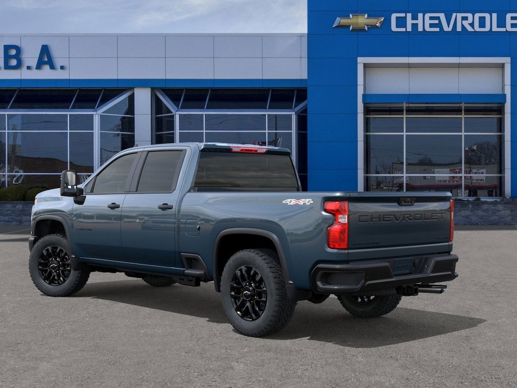 2026 Chevrolet Silverado 2500HD Custom photo 3