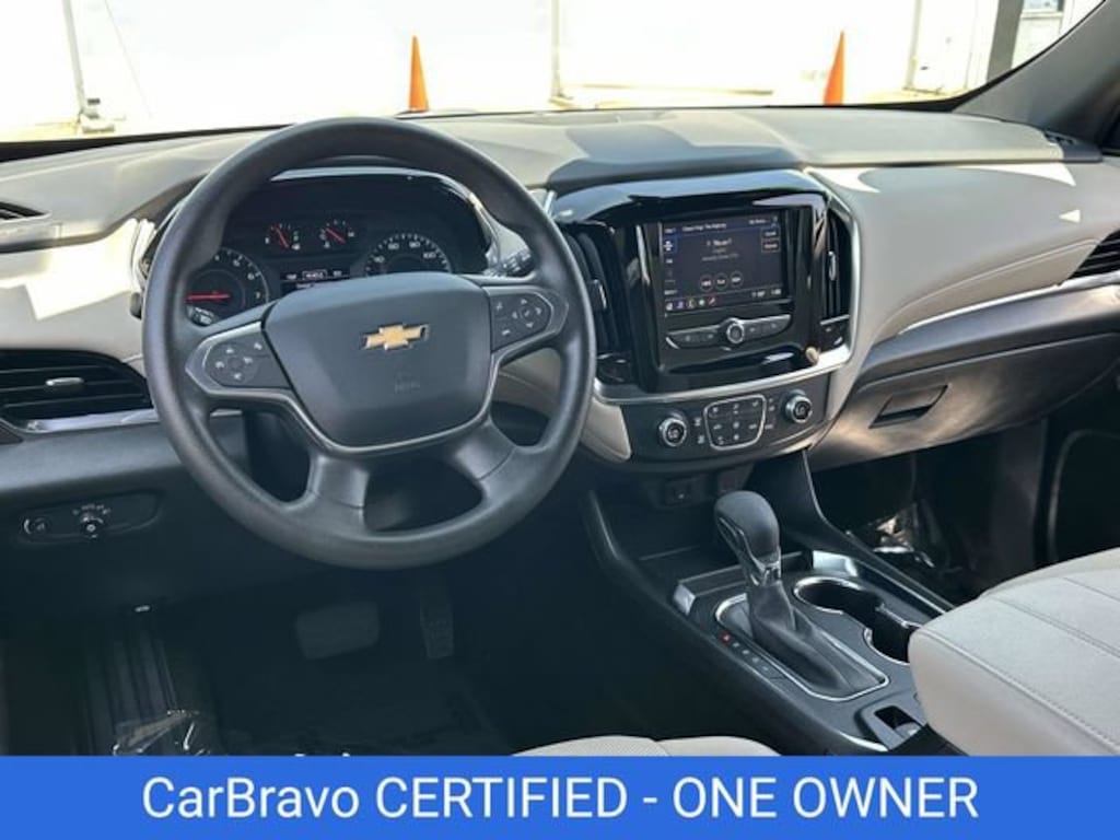 Used 2023 Chevrolet Traverse LS SUV