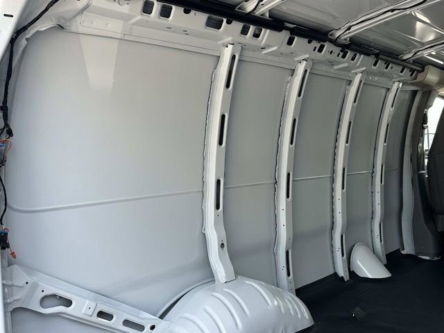 2025 Chevrolet Express Cargo Work Van - Photo 23