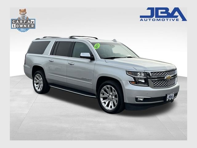 2017 Chevrolet Suburban Premier's photo