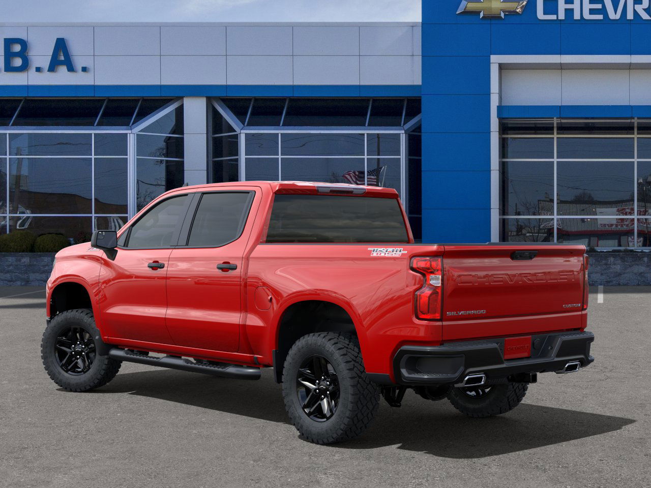 2025 Chevrolet Silverado 1500 Custom Trail Boss photo 3