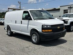 2025 Chevrolet Express Cargo 3500 WT Van