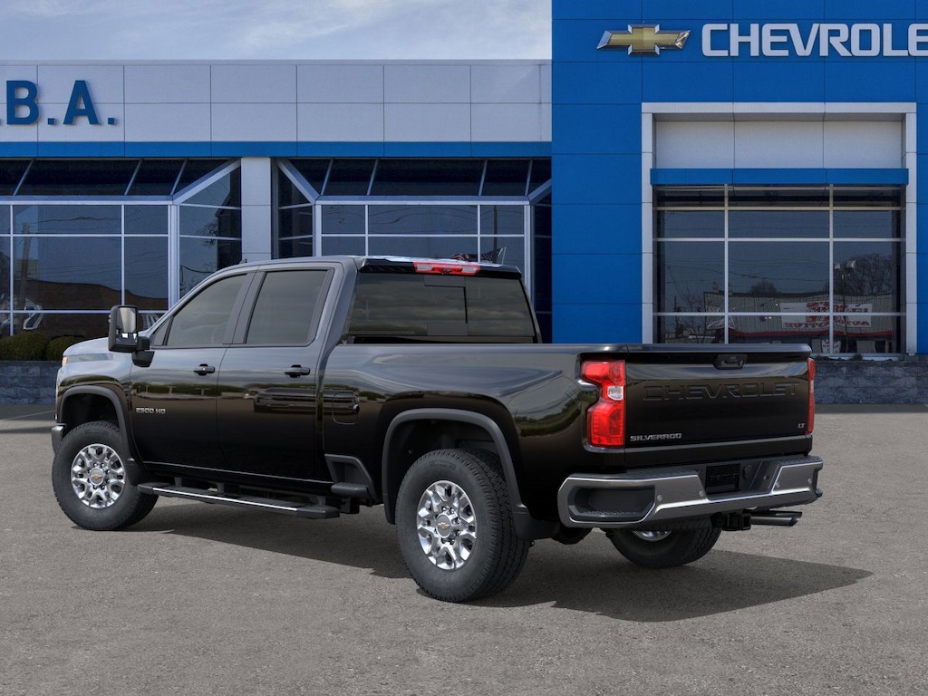 2026 Chevrolet Silverado 2500HD LT photo 3