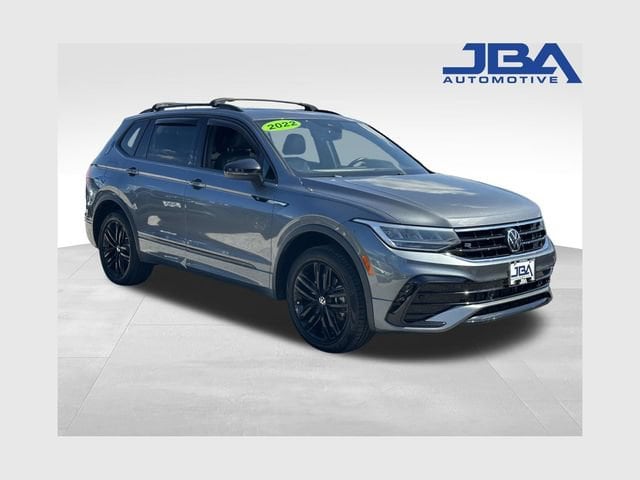 2022 Volkswagen Tiguan SE R-LINE BLACK