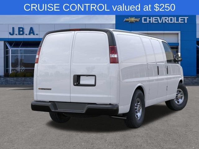 2025 Chevrolet Express Cargo Work Van - Photo 4