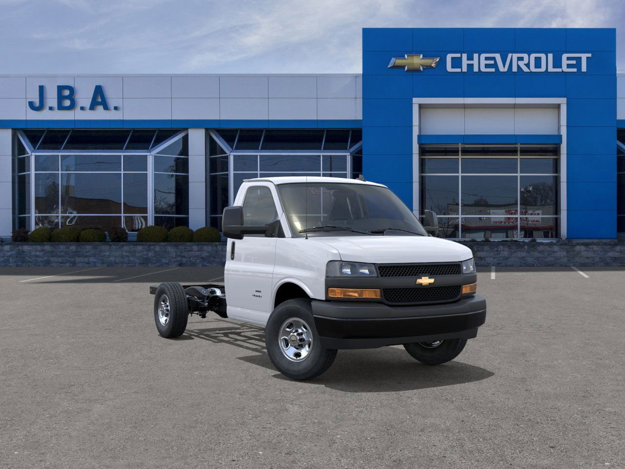 2025 Chevrolet Express Cutaway Base's photo