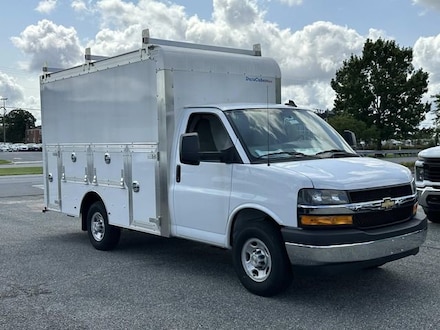 2024 Chevrolet Express Cutaway 3500 1WT Cutaway Van