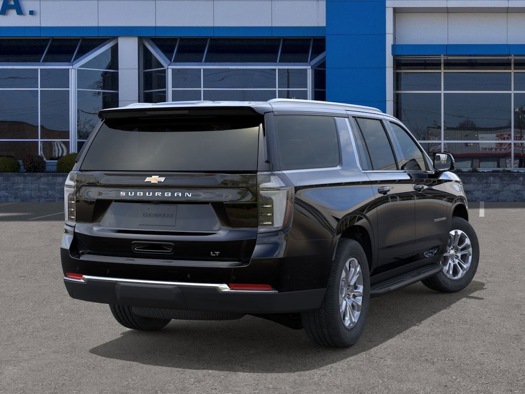 2026 Chevrolet Suburban LT photo 4
